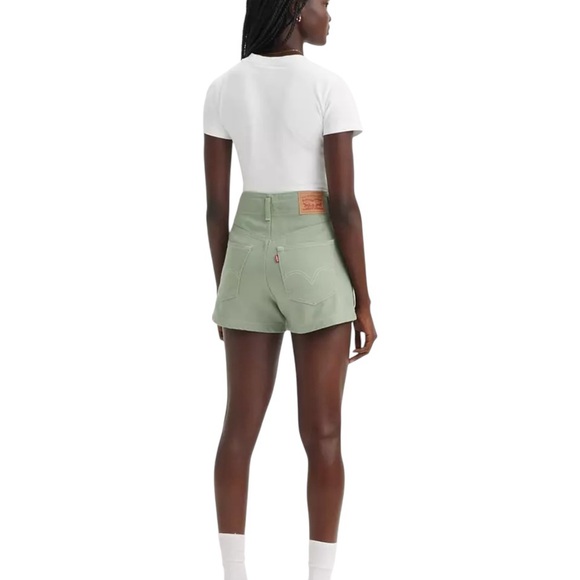 Levi’s HIGH-RISE MOM SHORTS Green Casual Shorts Size 30 - Picture 4 of 12
